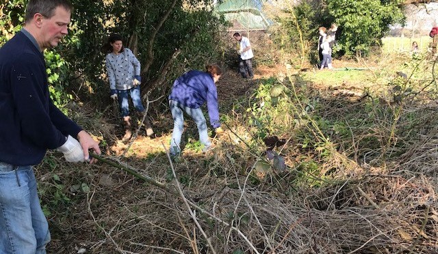 Supplier & volunteer focus.                           Barrie Crick – maintenance volunteer